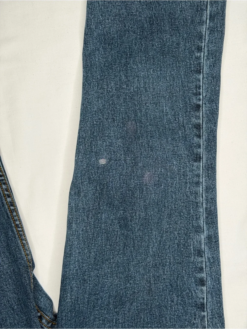 Vintage mid-wash blue denim l.e.i. bootcut jeans for girls.